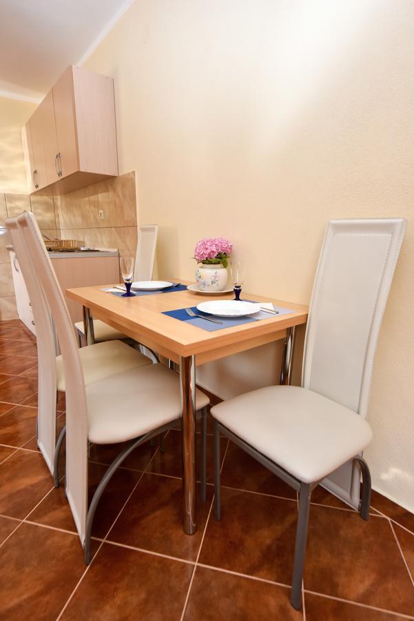 Apartmani Stanisic Canj Luaran gambar