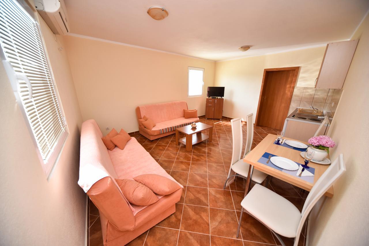 Apartmani Stanisic Canj Luaran gambar