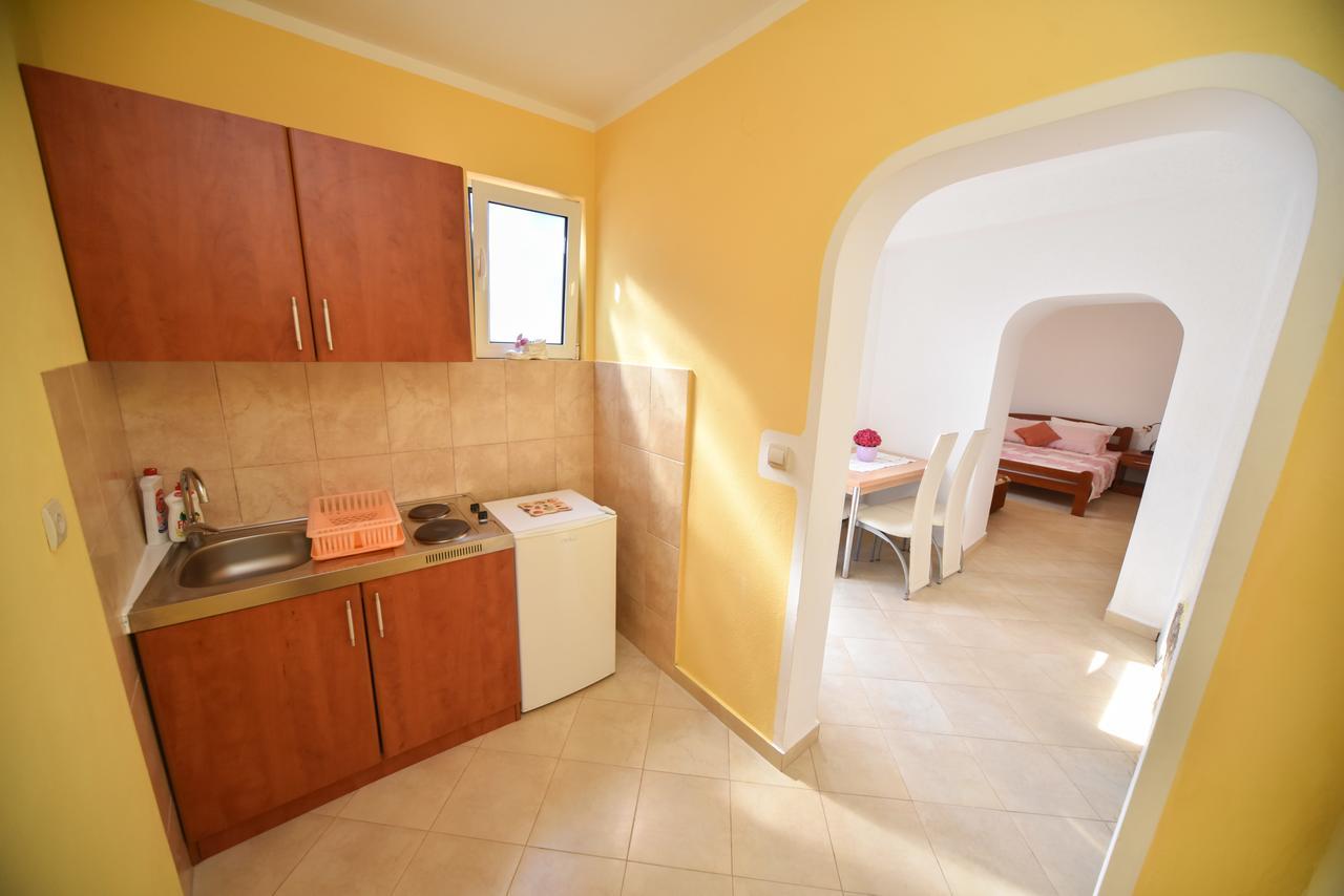 Apartmani Stanisic Canj Luaran gambar