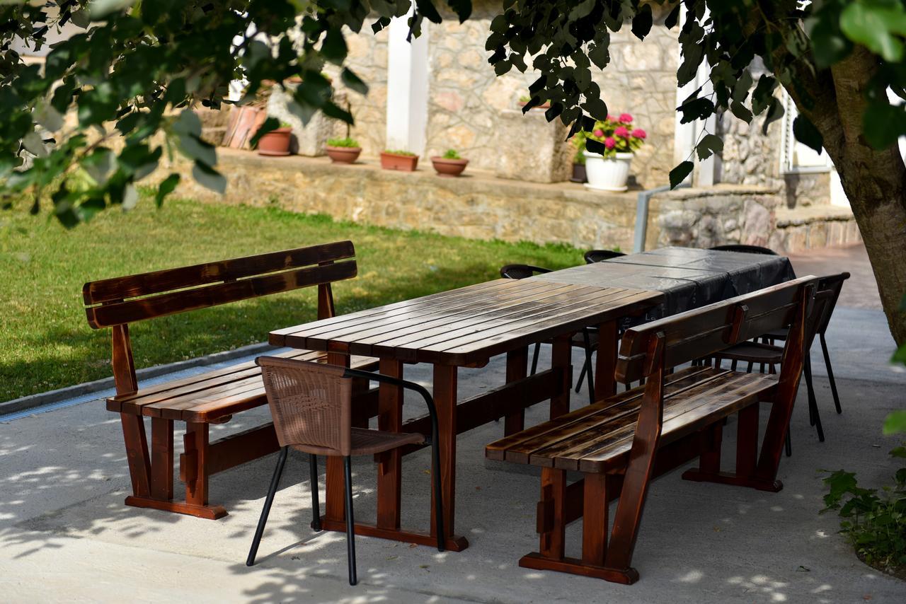Apartmani Stanisic Canj Luaran gambar