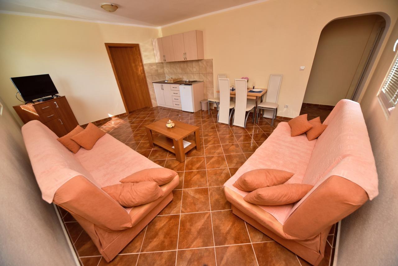 Apartmani Stanisic Canj Luaran gambar